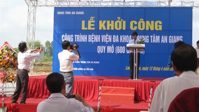 khoi-cong-xay-dung-benh-vien-da-khoa-trung-tam-an-giang-quy-mo-600-giuong1