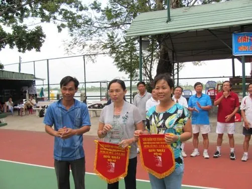to-chuc-hoi-thao-chao-mung-ky-niem-le-30-04-va-quoc-te-lao-dong-01-052