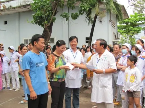 to-chuc-hoi-thao-chao-mung-ky-niem-le-30-04-va-quoc-te-lao-dong-01-055