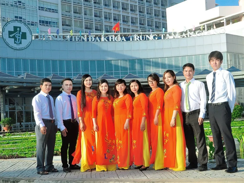 D:\hình khoa\hình khoa\9x12 2.jpg