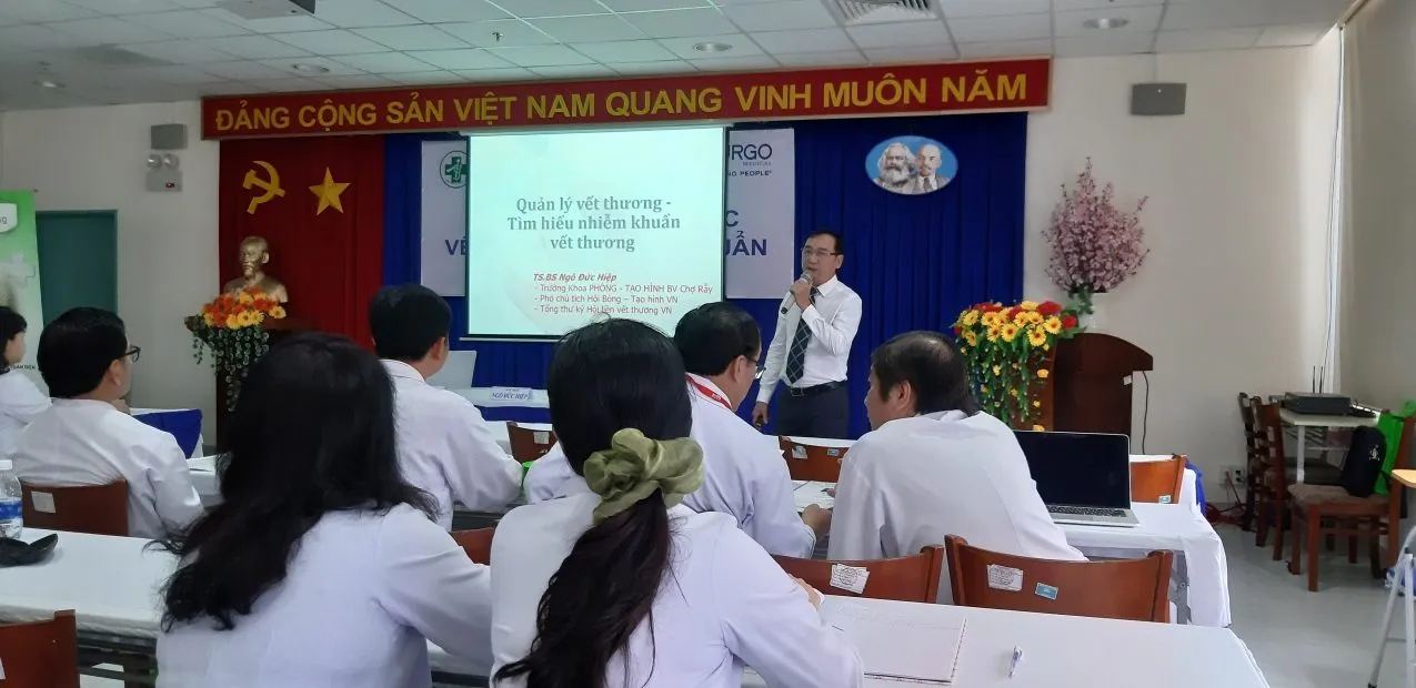 C:\Users\PDD-Sinh\Desktop\hinh bệnh vir6n\20181213_141552.jpg