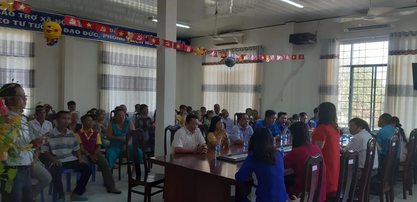 C:\Users\PDD-Sinh\Desktop\HÌNH RIÊNG\20190214_154752.jpg