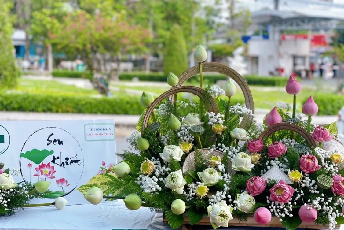 https://f28-zpc.zdn.vn/2310899190828093865/fb68be0f21fffba1a2ee.jpg
