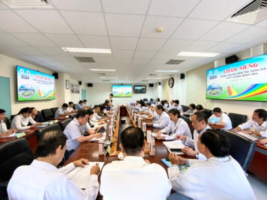 D:\FILE CỦA HUỆ\ảnh sự kiện 2023\Phúc tra Bệnh viện cuối năm\1f2d06c553b1f8efa1a0.jpg