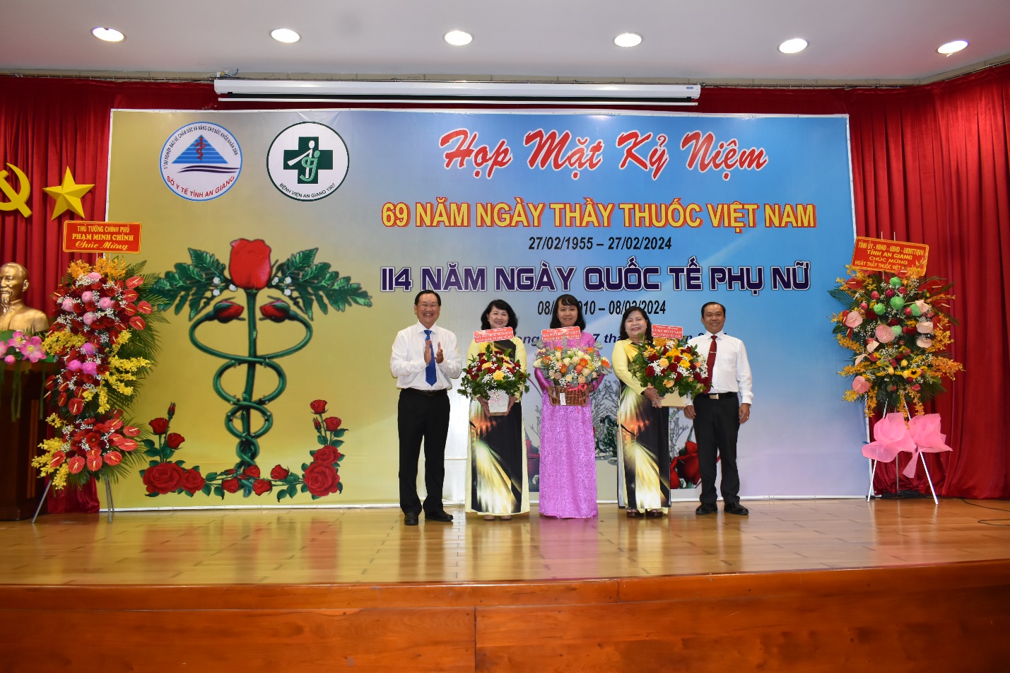 D:\FILE CỦA HUỆ\Ảnh sự kiện 2024\27.02\DSC_6887.JPG