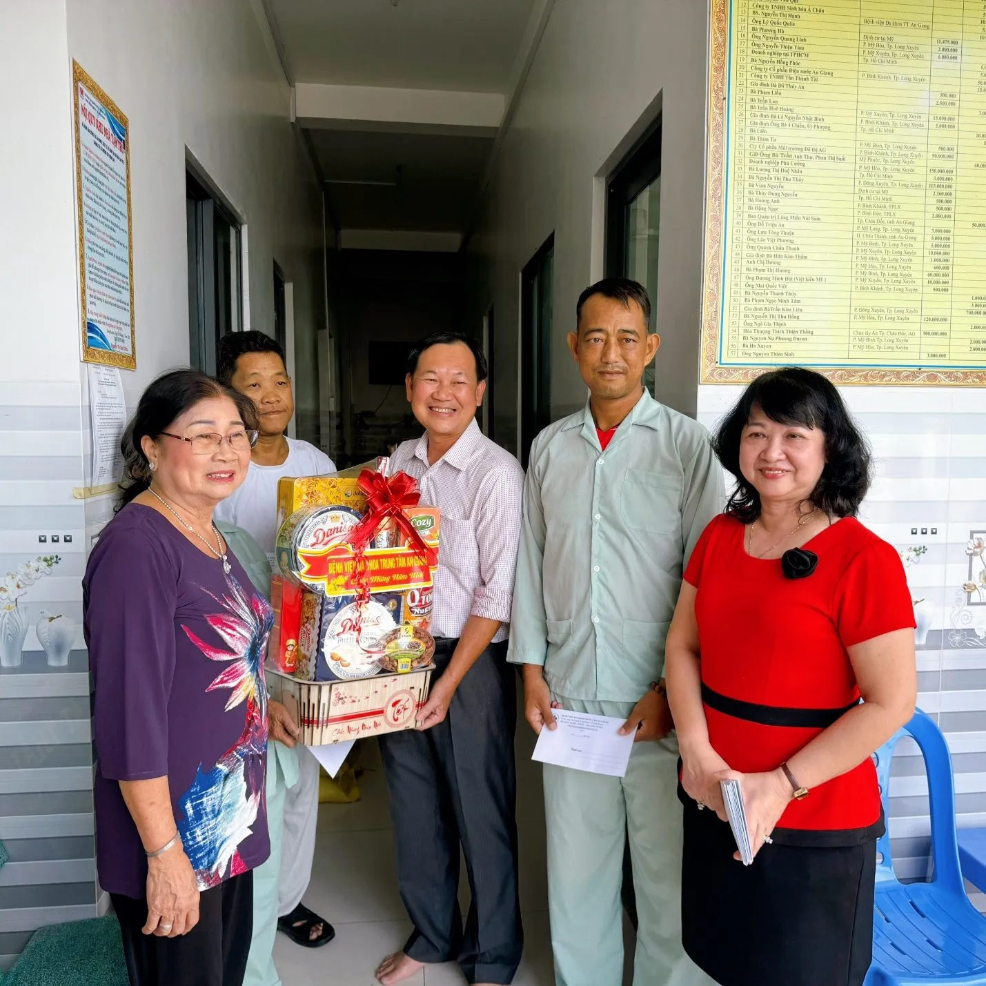 D:\FILE CỦA HUỆ\Ảnh sự kiện 2024\Tặng quà cho TT bảo trợ\ảnh đã sửa\25d6f792e3804ede1791.jpg
