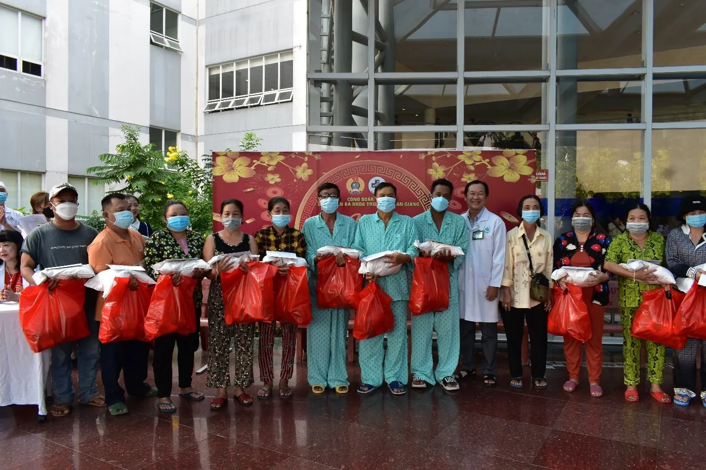 D:\FILE CỦA HUỆ\Ảnh sự kiện 2024\Tết yêu thương 2024\DSC_6556.JPG