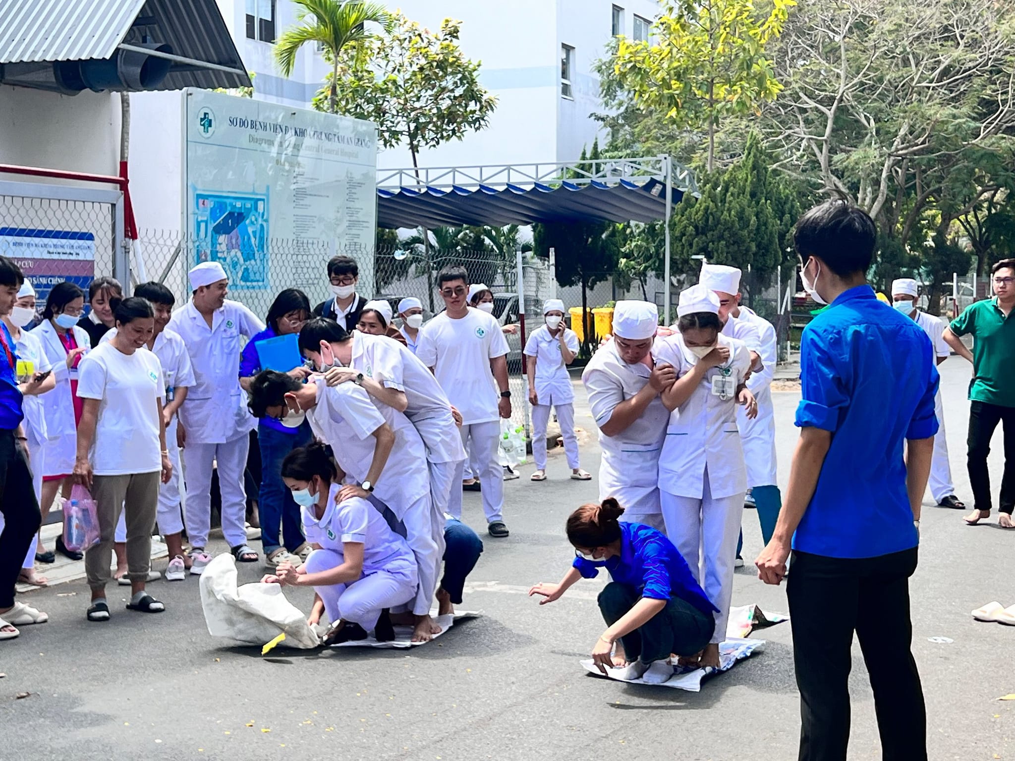 D:\FILE CỦA HUỆ\Ảnh sự kiện 2024\Thi các trò chơi dân gian 27.02\429674563_845215104076520_8171348106616041587_n.jpg