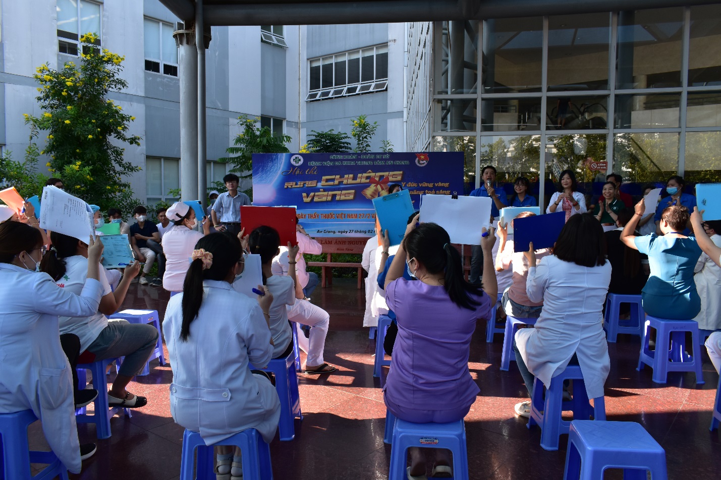 D:\FILE CỦA HUỆ\Ảnh sự kiện 2024\Thi các trò chơi dân gian 27.02\DSC_6836.JPG