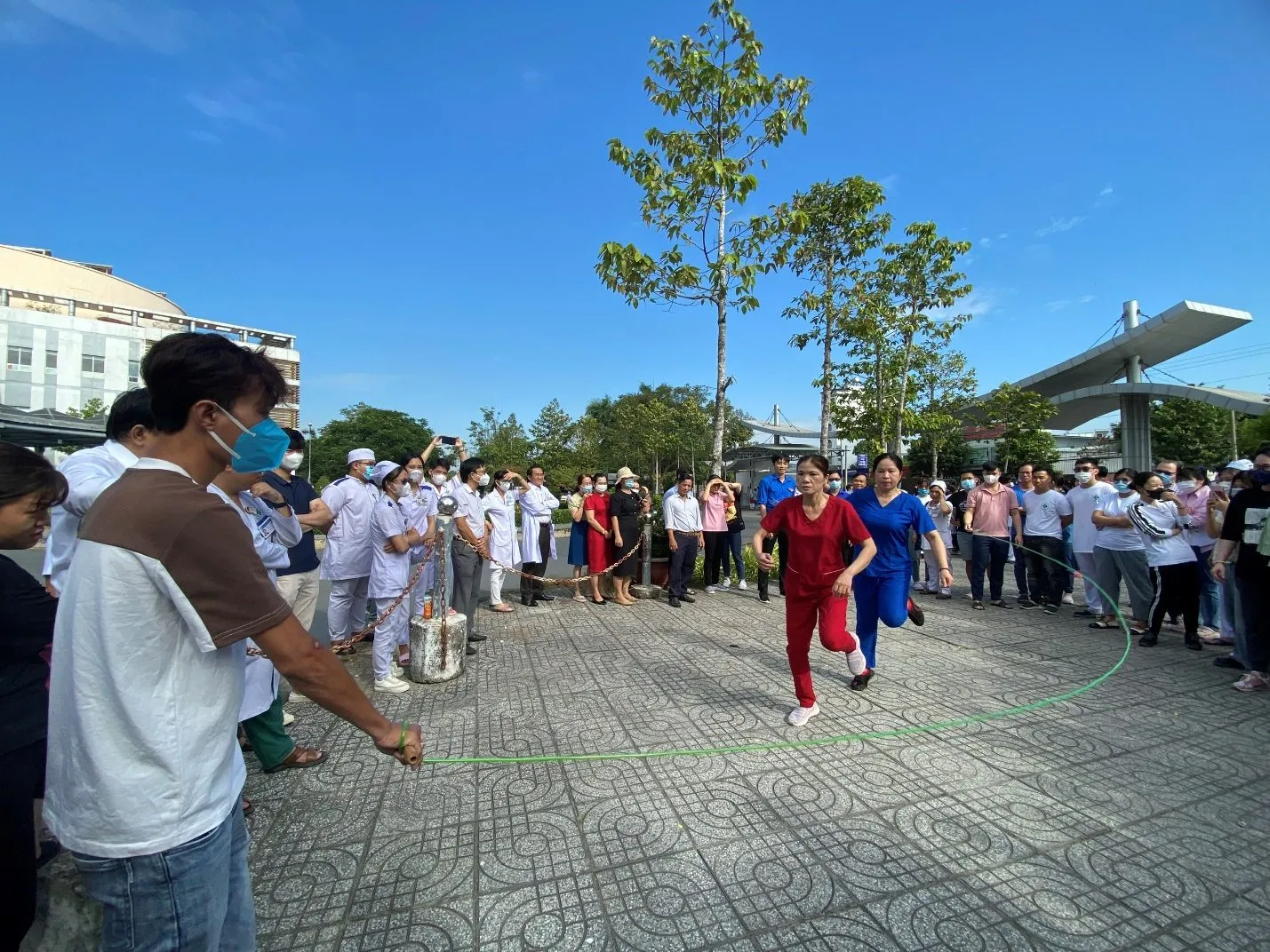 D:\FILE CỦA HUỆ\Ảnh sự kiện 2024\Thi các trò chơi dân gian 27.02\a9c48915fa9657c80e87.jpg