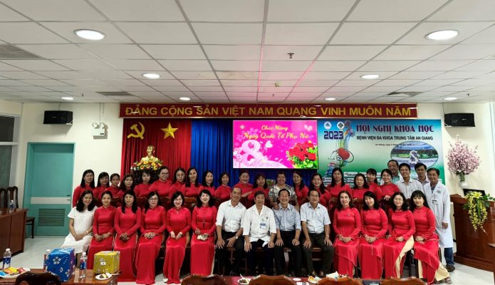 C:\Users\Administrator\Pictures\ảnh 8.3\8f35dfcd74b6d8e881a7.jpg