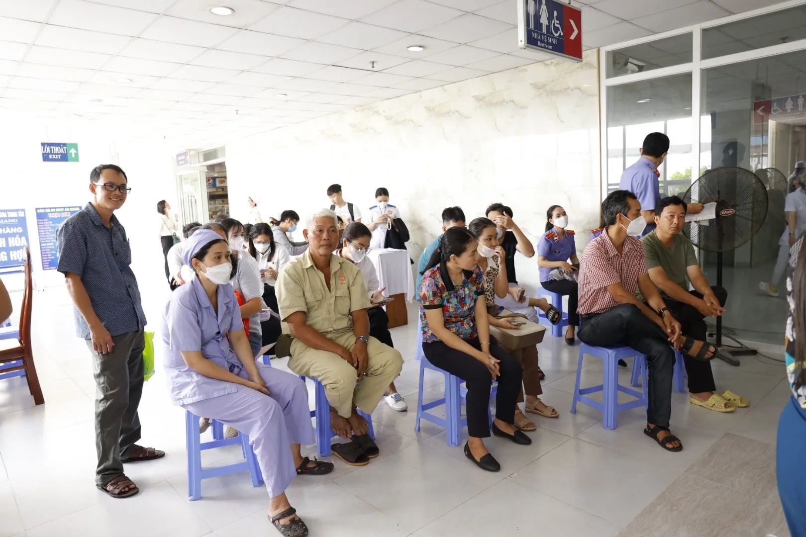 C:\Users\Administrator\Pictures\hiến máu đợt 1\fedb7da11868b436ed79.jpg