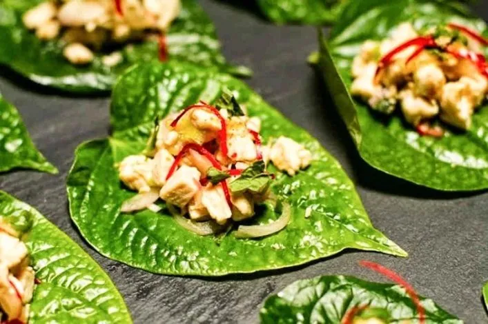 Nên bỏ thói quen ăn trầu cau nếu khoang miệng có những biểu hiện bất thường 