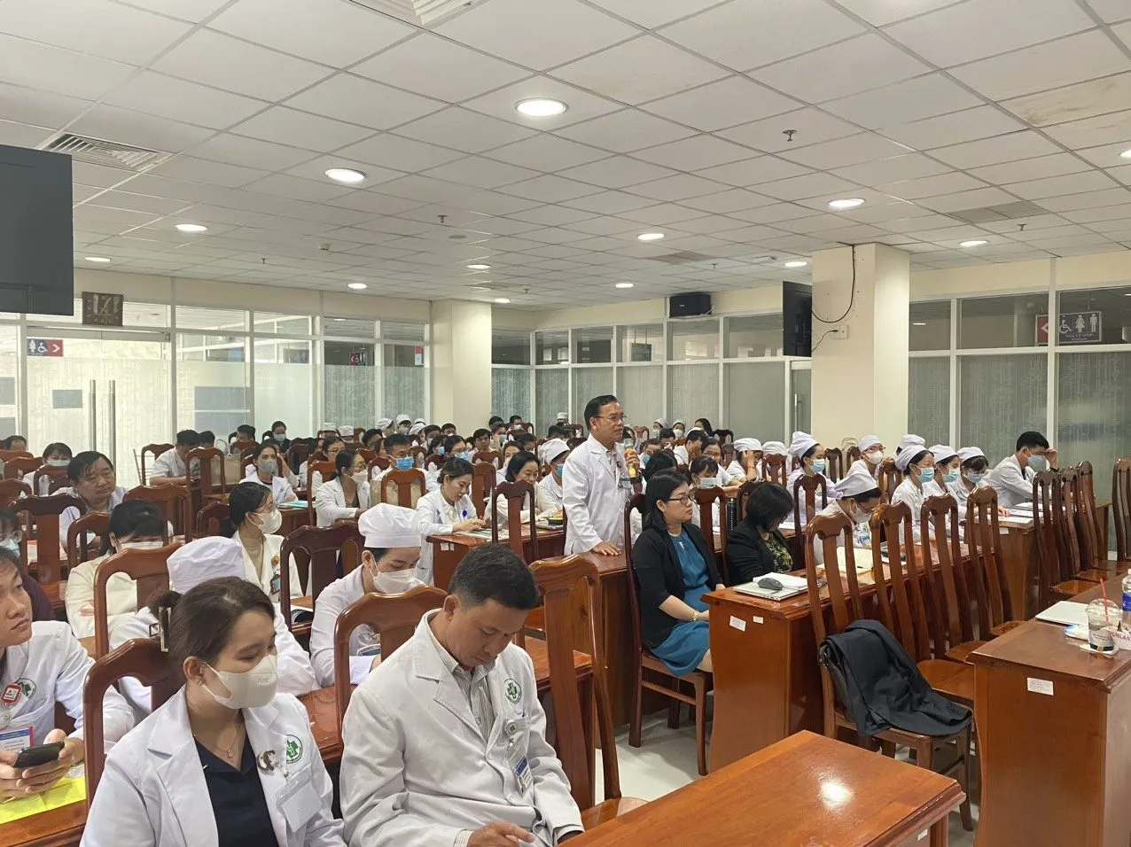 D:\FILE CỦA HUỆ\Ảnh sự kiện 2024\Hội thảo tối ưu hoá quản lý bệnh nhân trong cấp cứu và hồi sức tích cực\0eb28323c2cb6c9535da.jpg
