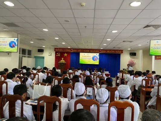 D:\FILE CỦA HUỆ\Ảnh sự kiện 2024\hội thảo vai trò dấu ấn sinh học trong bệnh lý tim mạch\z5988428100079_0b7dfcec9da8d0fffd53736b803cee8f.jpg