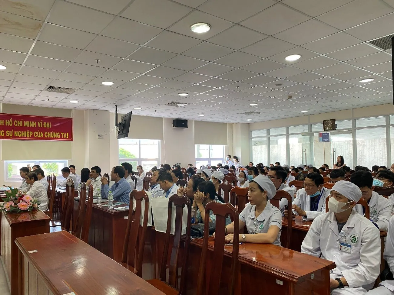 D:\FILE CỦA HUỆ\Ảnh sự kiện 2024\hội thảo vai trò dấu ấn sinh học trong bệnh lý tim mạch\z5988428166431_81a4e339c21c4d72b08715acf564f5fb.jpg