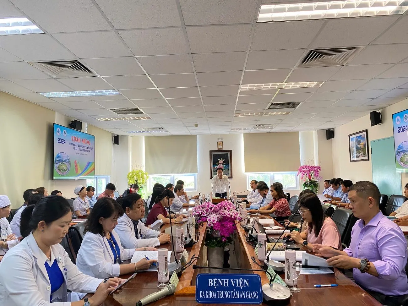 D:\FILE CỦA HUỆ\Ảnh sự kiện 2025\Kiểm tra chất lượng BV\z6337680519218_1a001262bb11b2a425d49a714b54c729.jpg